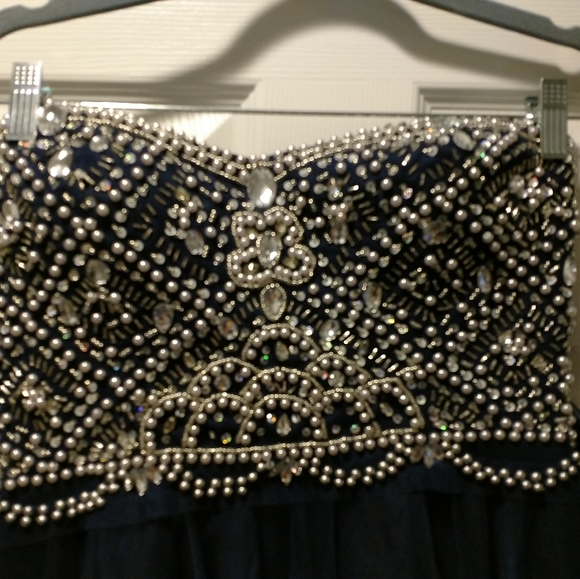 Short Navy semi formal dress - Picture 7 of 7